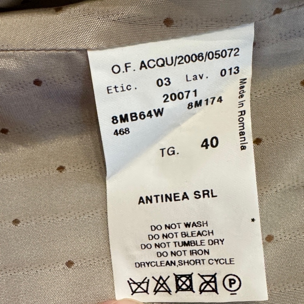 New! Armani Collezioni Textured Button-Up Jacket Size 4 - Picture 8 of 12